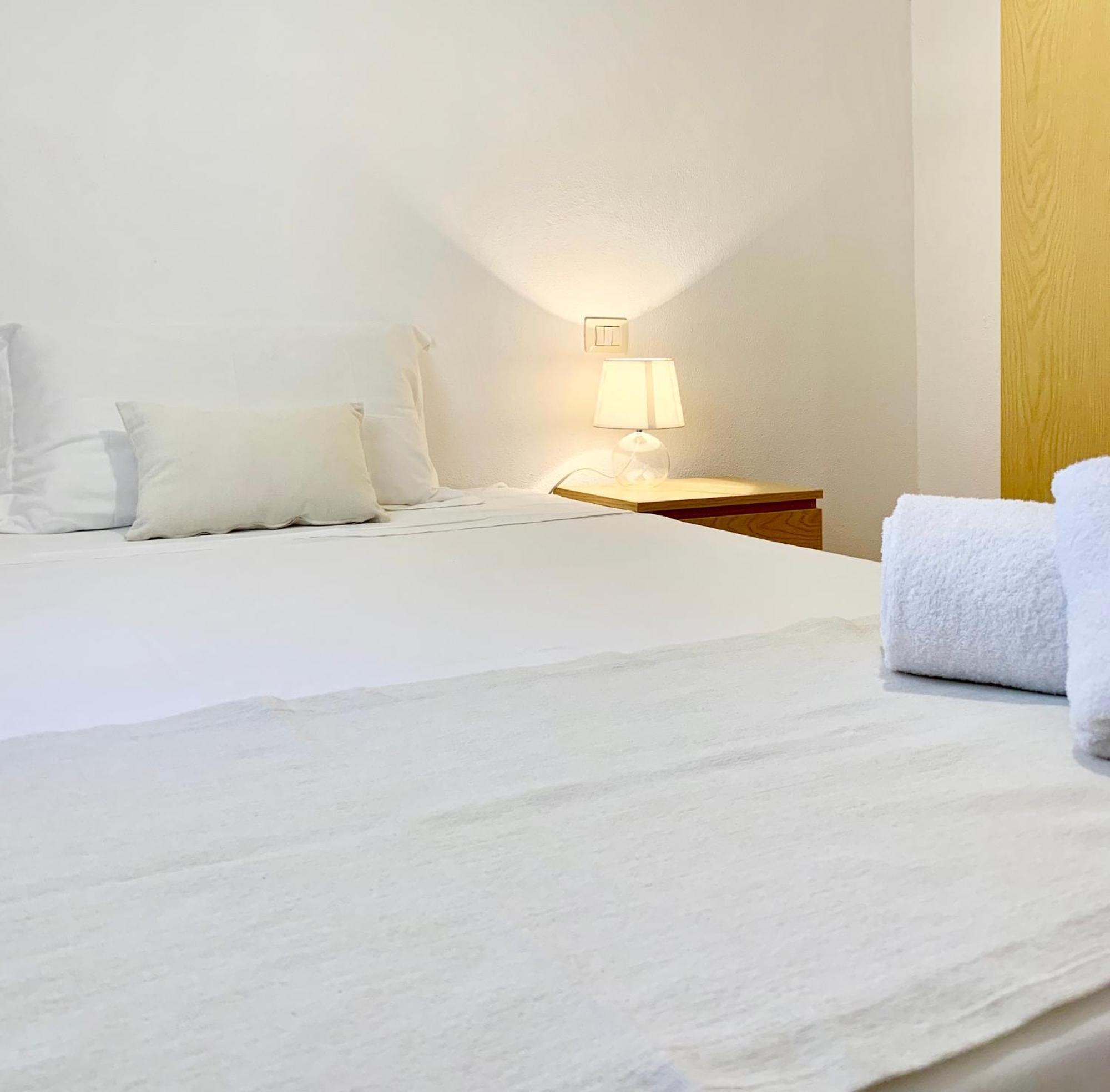 Square Inn Apartment Ольбия Экстерьер фото